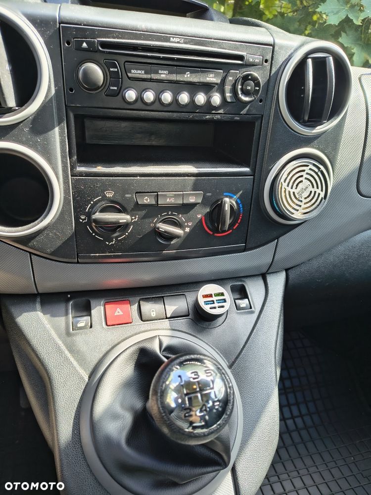 Peugeot Partner - 8