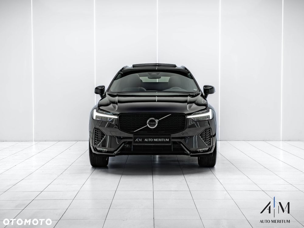 Volvo XC 60 B4 D AWD Plus Dark - 5