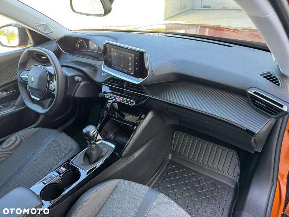 Peugeot 2008 - 7