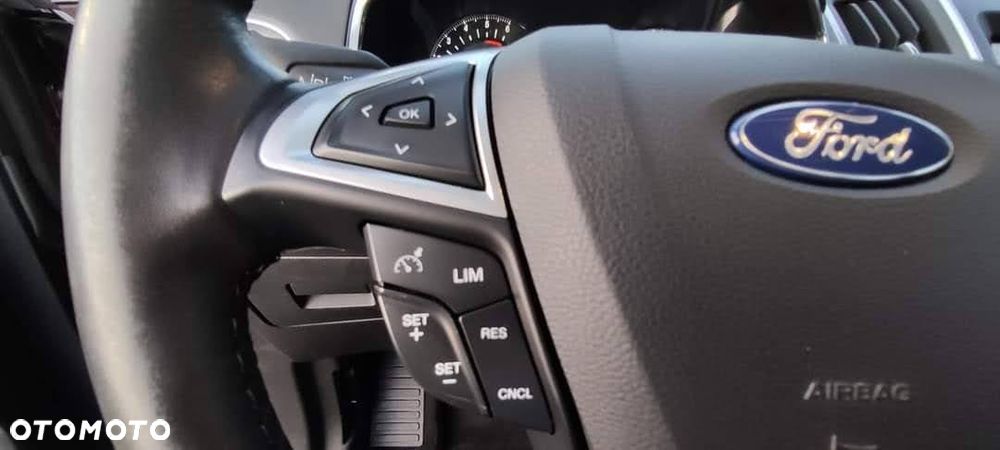 Ford S-Max 2.0 TDCi Titanium - 4