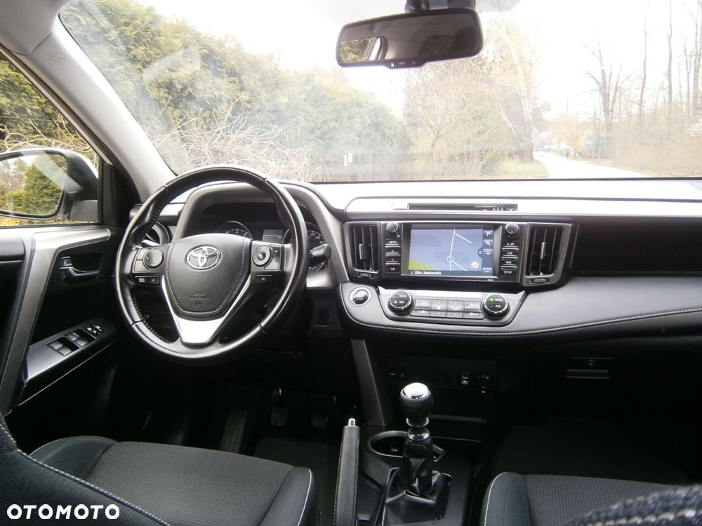 Toyota RAV4 2.0 Prestige 4x4 - 9