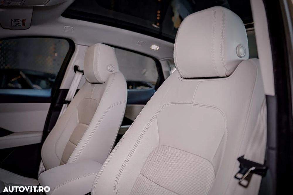 Jaguar E-Pace D180 AWD Aut. R-Dynamic HSE - 11