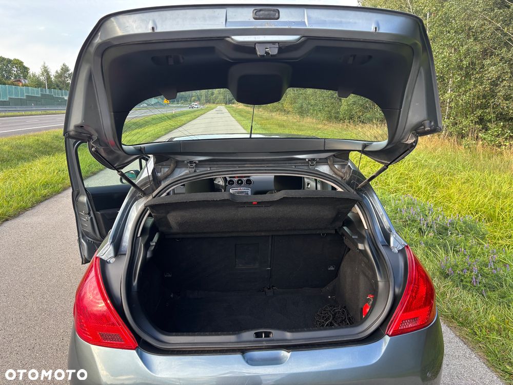 Peugeot 308 - 24