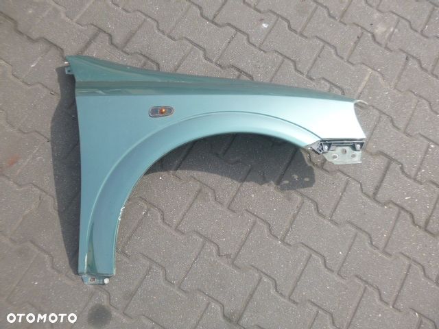 BŁOTNIK PRAWY PRZÓD PRAWY PRZEDNI OPEL ASTRA II G KOLOR Z374