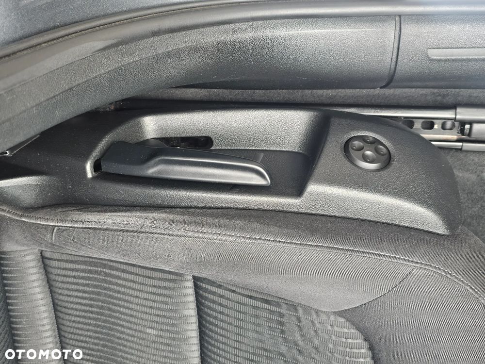 Audi A4 Avant 2.0 TDI DPF multitronic Ambition - 24