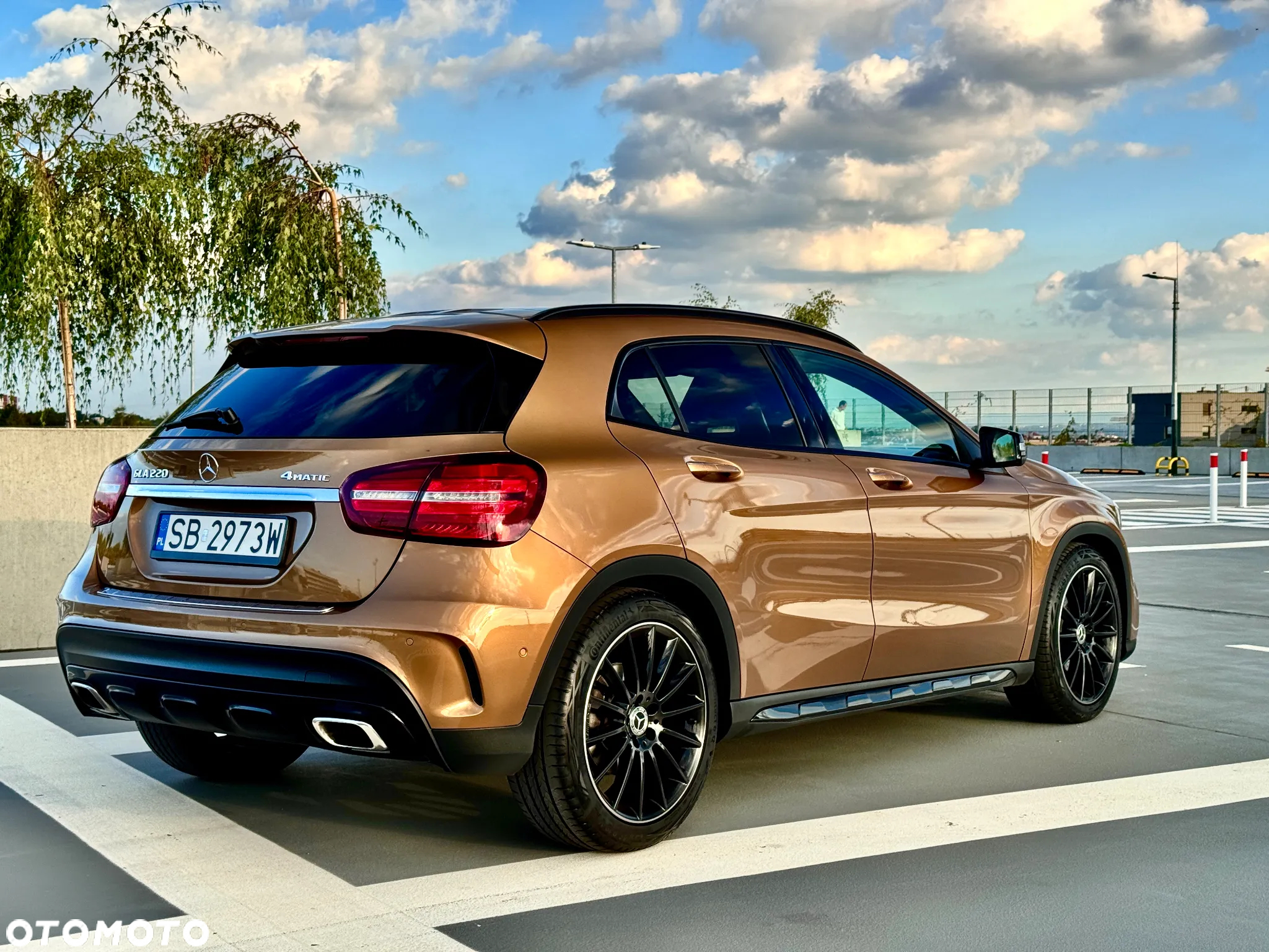 Mercedes-Benz GLA 220 4-Matic AMG Line - 6