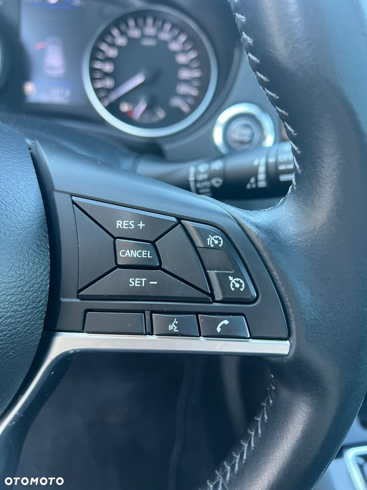 Nissan Qashqai - 22