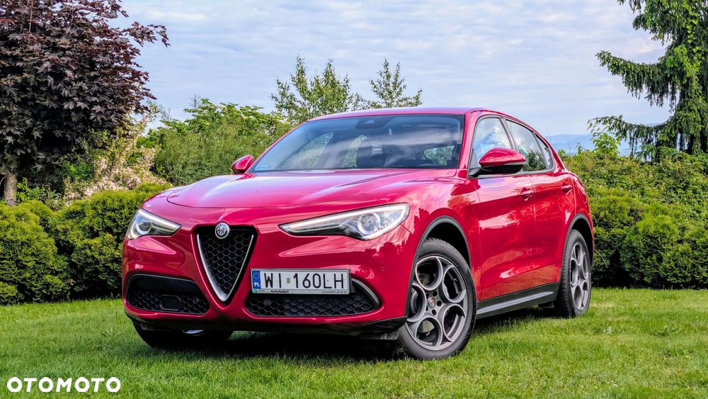 Alfa Romeo Stelvio - 2