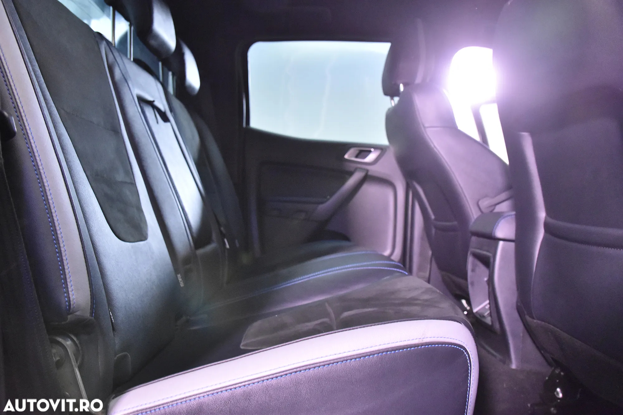 Ford Ranger Pick-Up 2.0 EcoBlue 213 CP 4x4 Cabina Dubla Raptor Aut. - 12