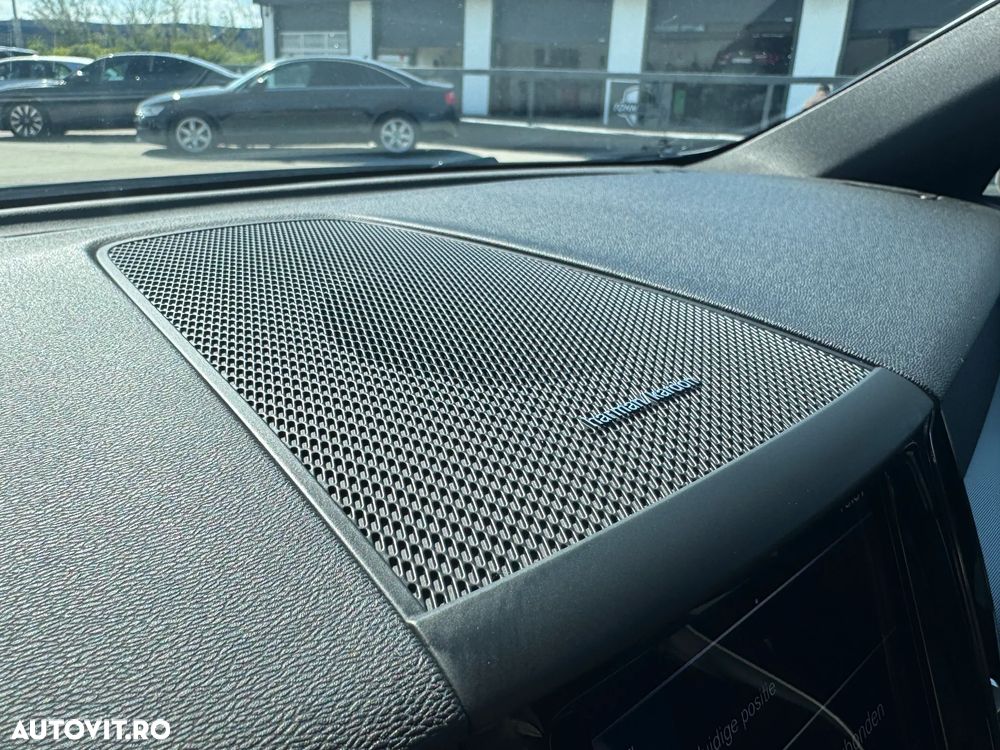 Volvo XC 60 B4 D Geartronic RDesign - 13