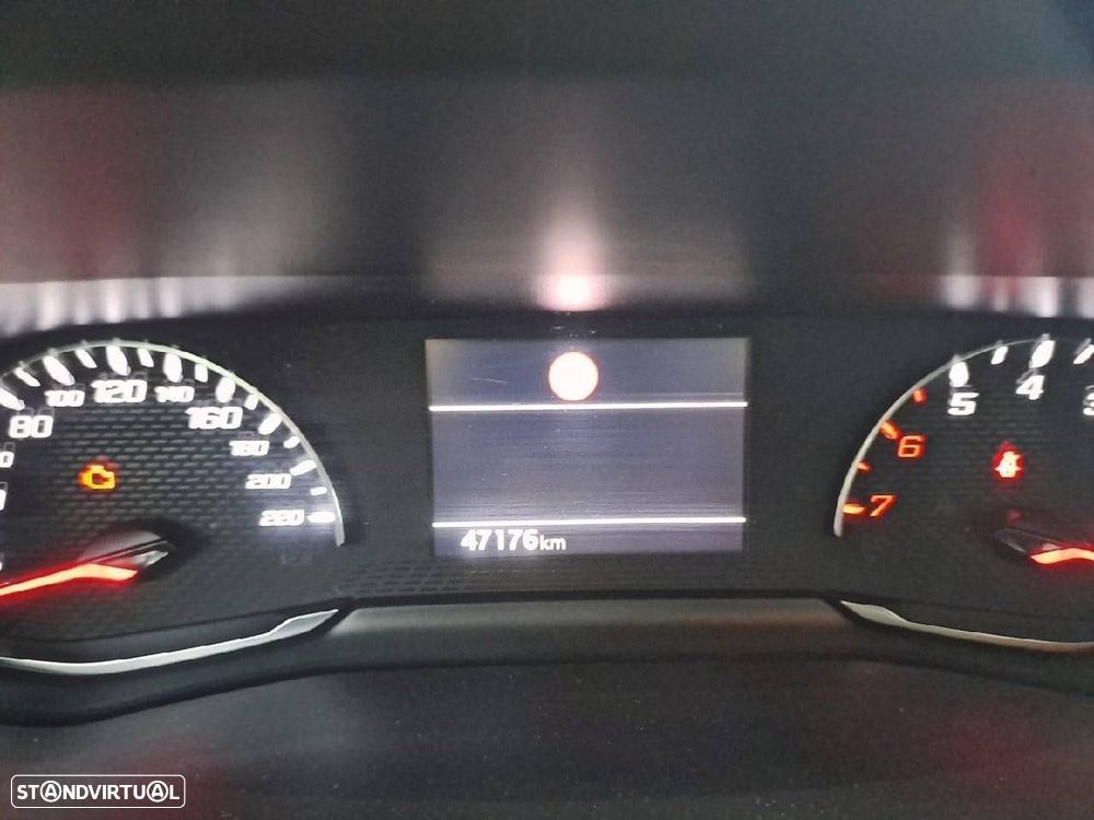 Peugeot 2008 1.6 BlueHDi Active - 13