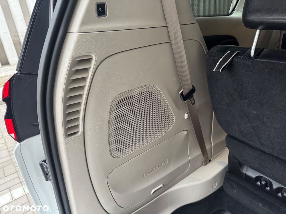 Chrysler Pacifica - 23