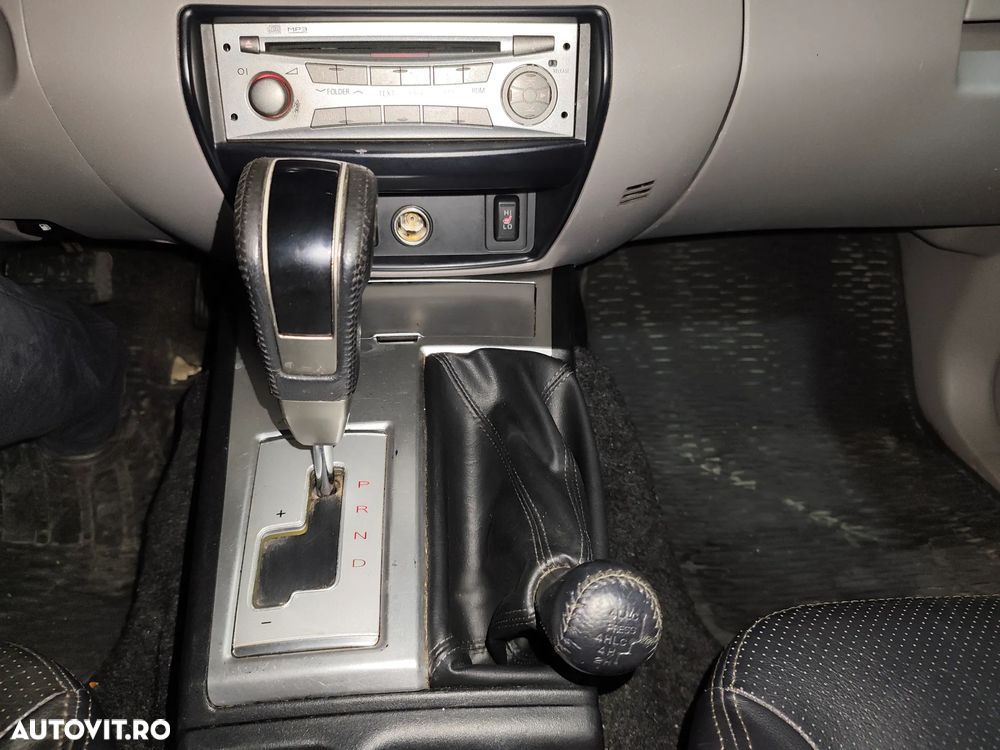 Mitsubishi L200 - 17