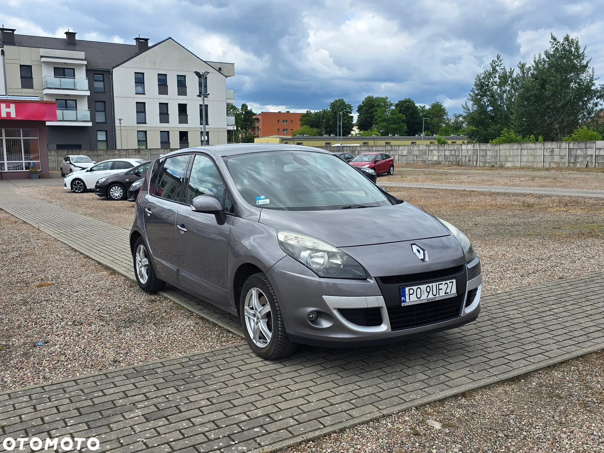 Renault Scenic 1.6 16V 110 TomTom Edition - 3