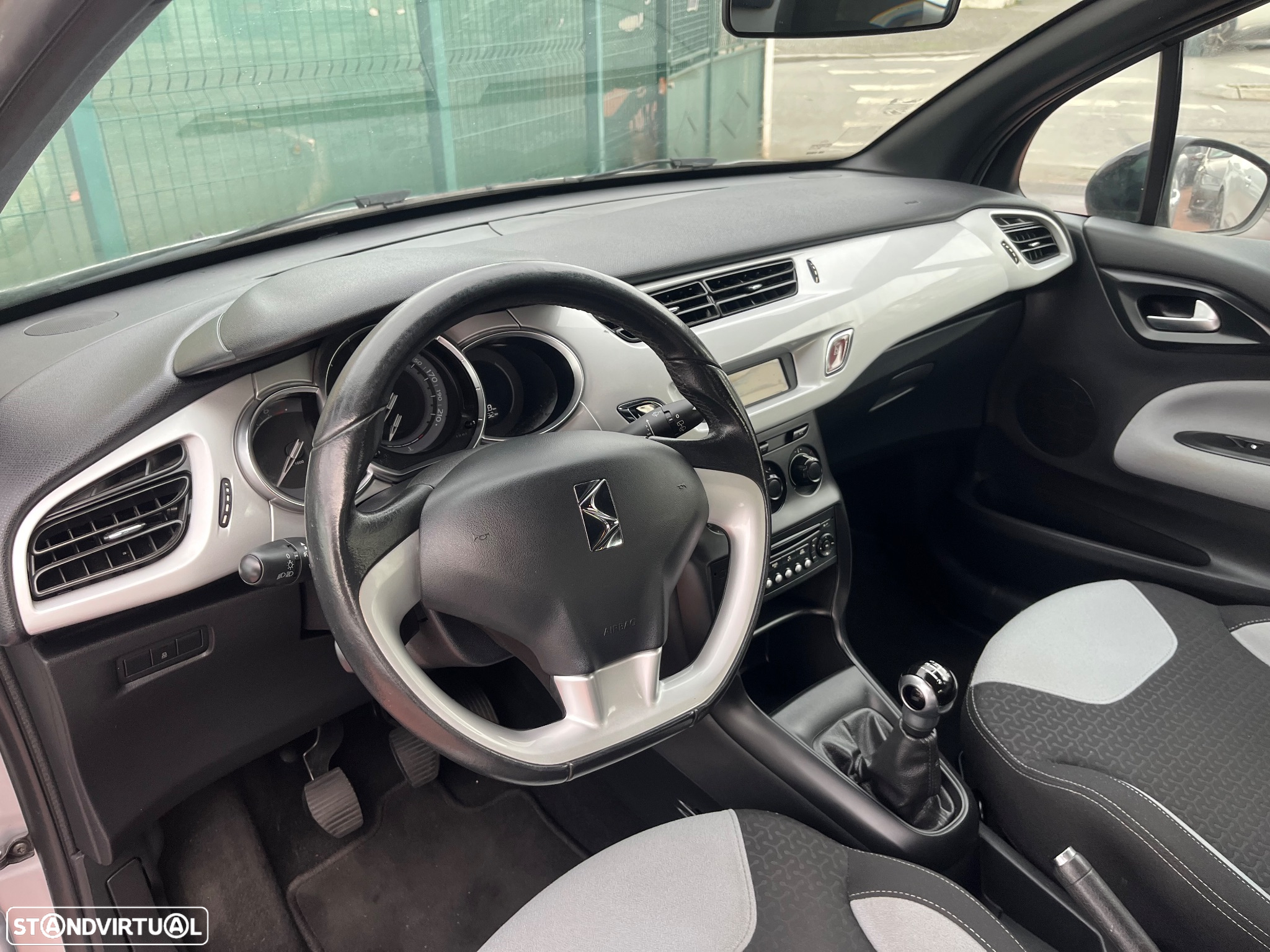 Citroën DS3 1.2 VTi Chic - 8