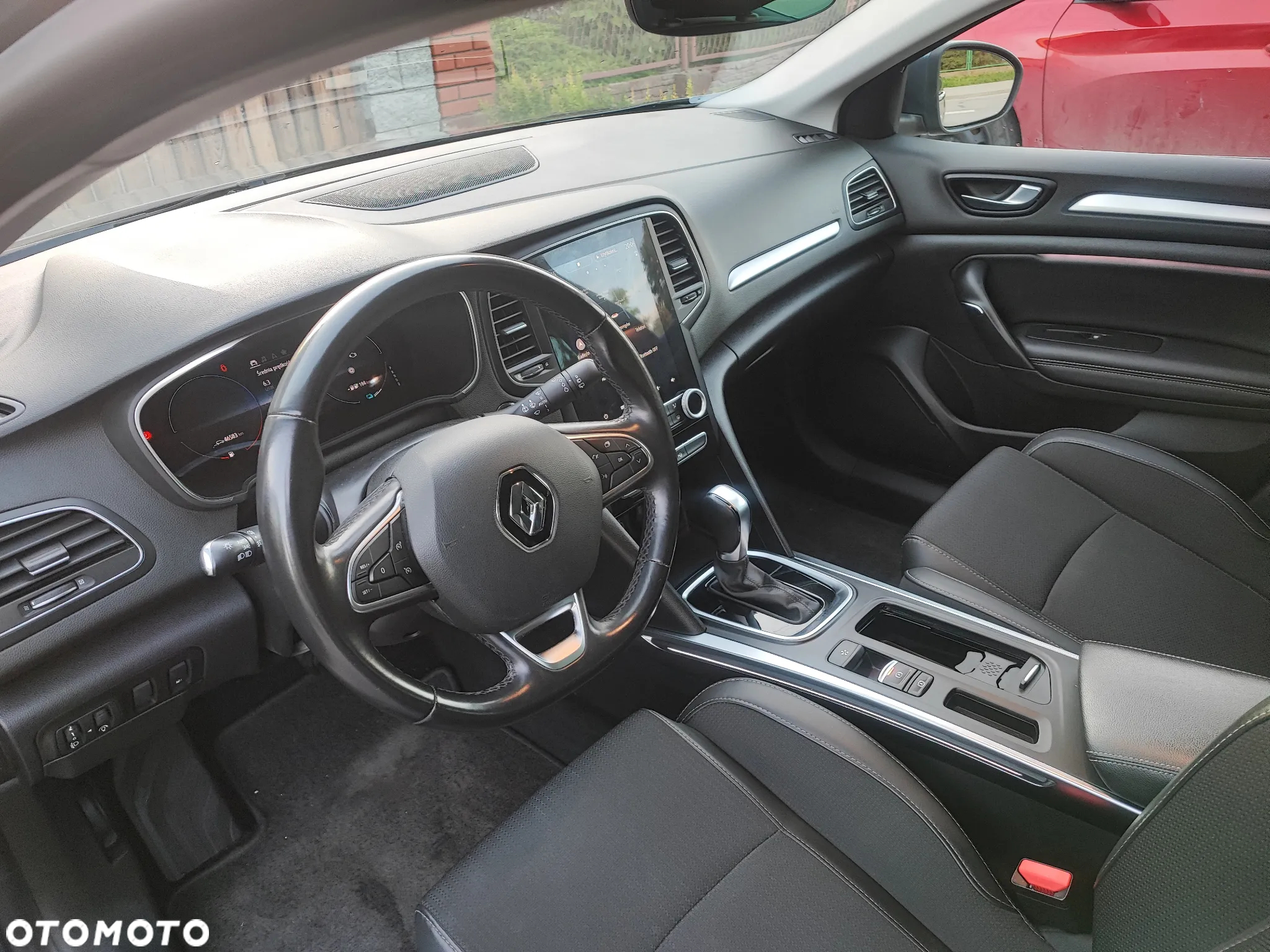 Renault Megane Grandtour E-TECH Plug-in Hybrid 160 E-Tech engineered - 6