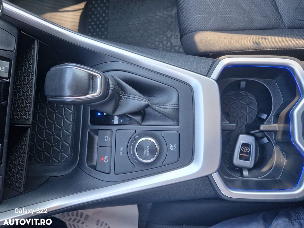Toyota RAV4 2.5 VVT-iE 4x4 Dynamic - 18