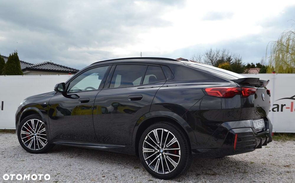 BMW X2 xDrive20d - 11