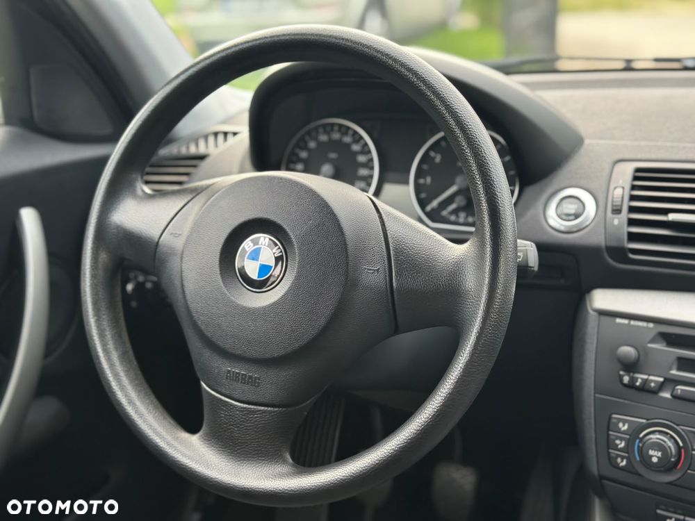 BMW Seria 1 - 16