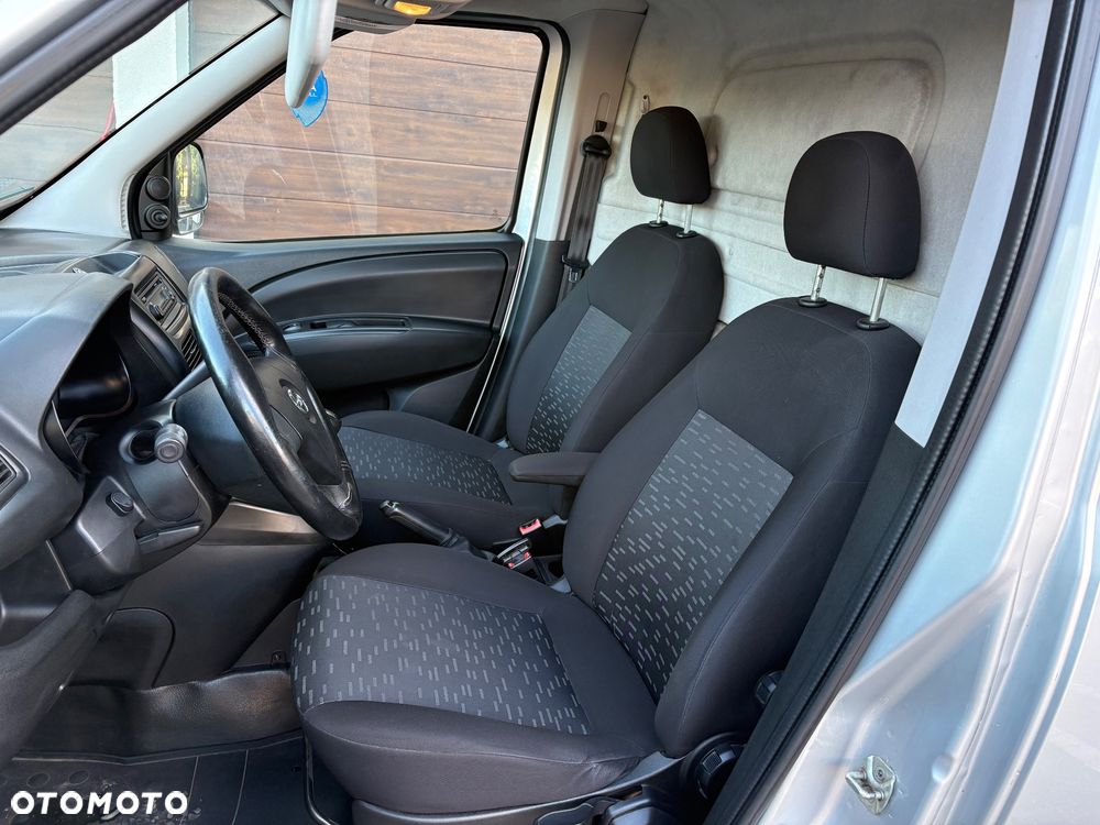 Opel Combo - 26