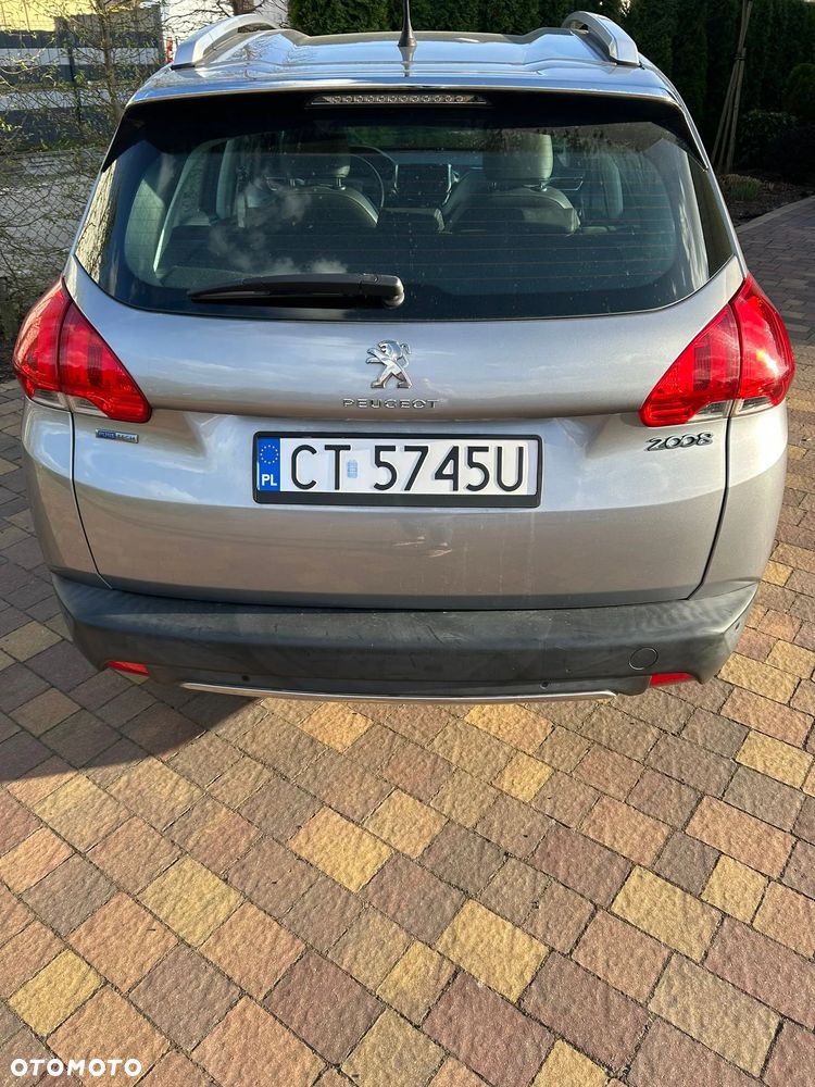 Peugeot 2008 1.2 Pure Tech Allure S&S - 3