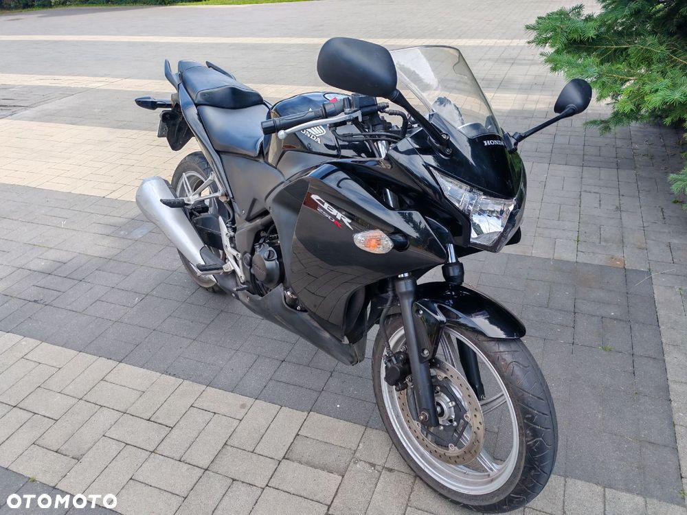 Honda CBR - 3