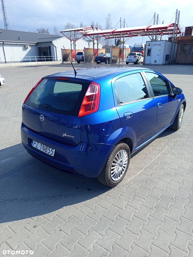 Fiat Grande Punto - 7