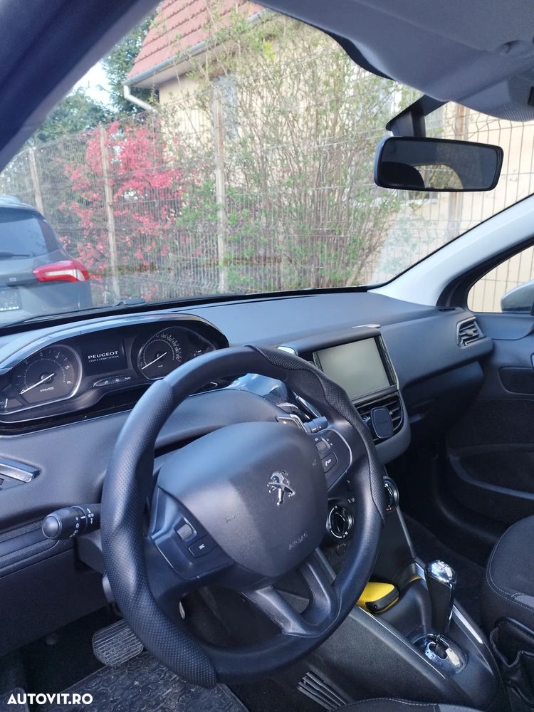 Peugeot 208 1.4 HDi FAP STT Active - 6