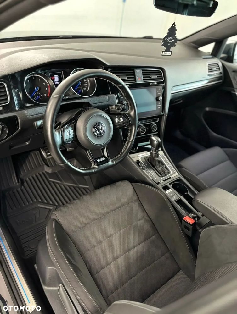 Volkswagen Golf R 4Motion (BlueMotion Technology) DSG - 4