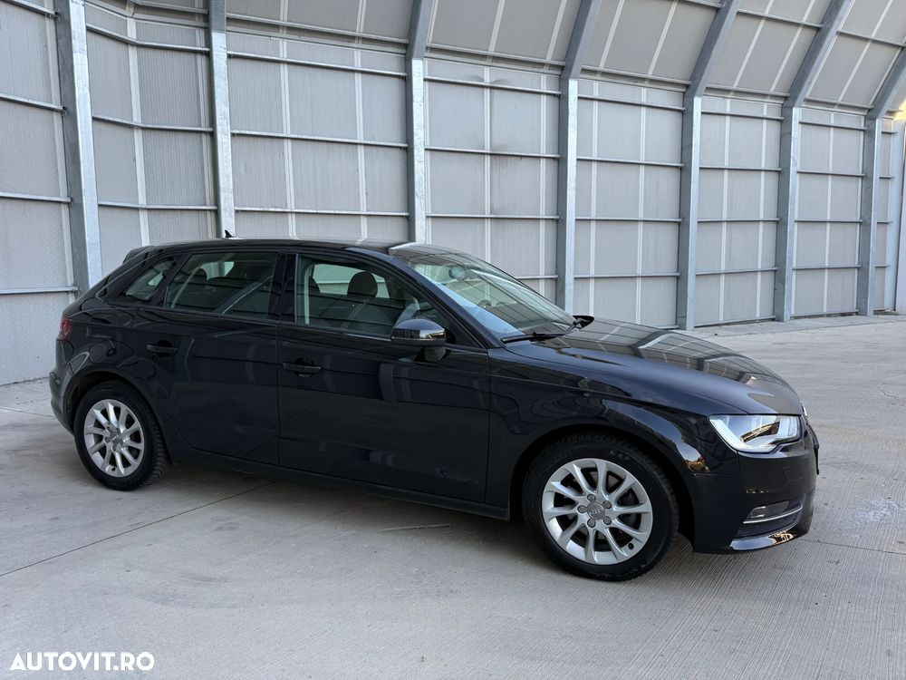Audi A3 1.6 TDI Ambiente - 4
