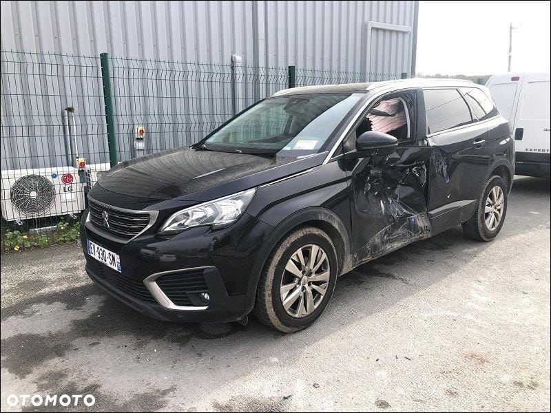 Peugeot 5008 - 4