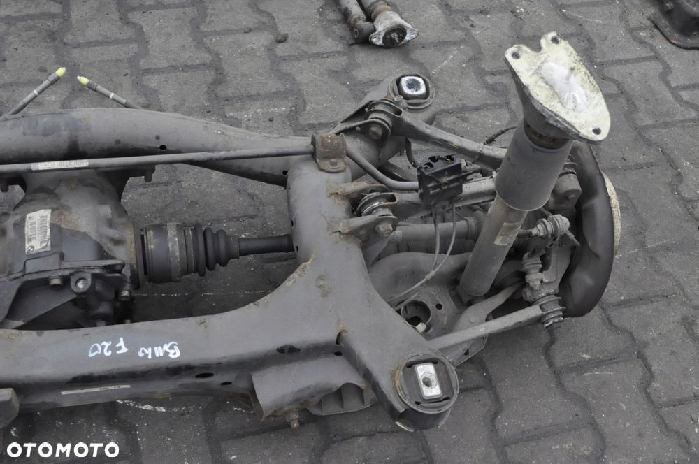 BMW F20 F21 2.0D ZAWIESZENIE BELKA TYŁ + PÓŁOSIE + MOST 7605587 2.93 - 7