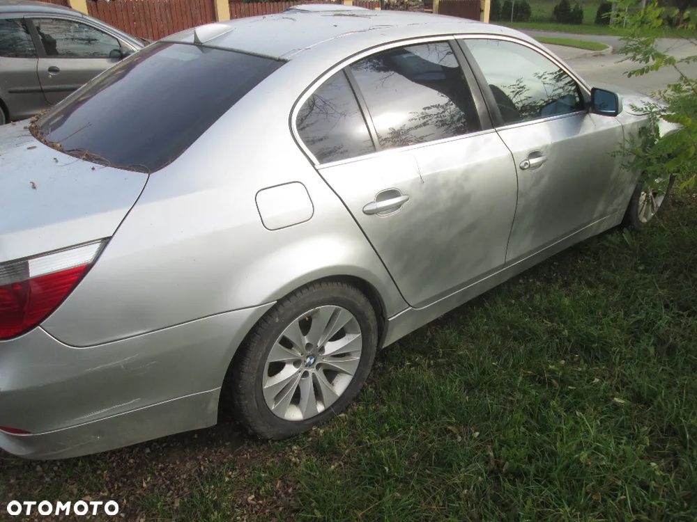 BMW E60 2.2 Benzyna SEDAN SREBRNA SILNIK MASKA ZDERZAK SZYBA KLAPA LAMPY - 6