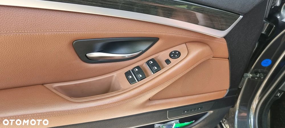BMW Seria 5 535d - 15