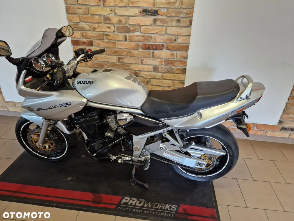Suzuki Bandit - 6