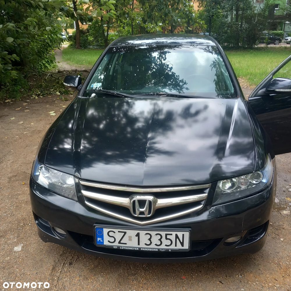Honda Accord 2.0 i Executive - 11