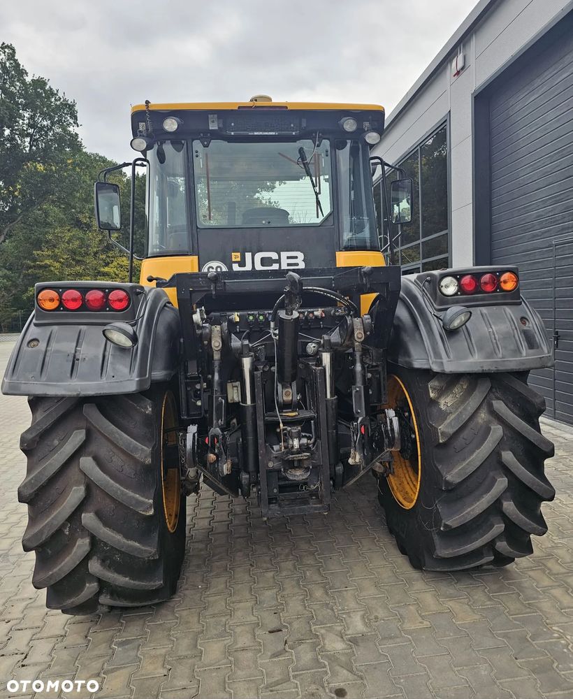 JCB FASTRAC 3230 XTRA - 4