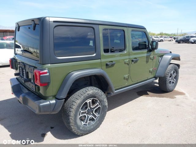Jeep Wrangler - 4