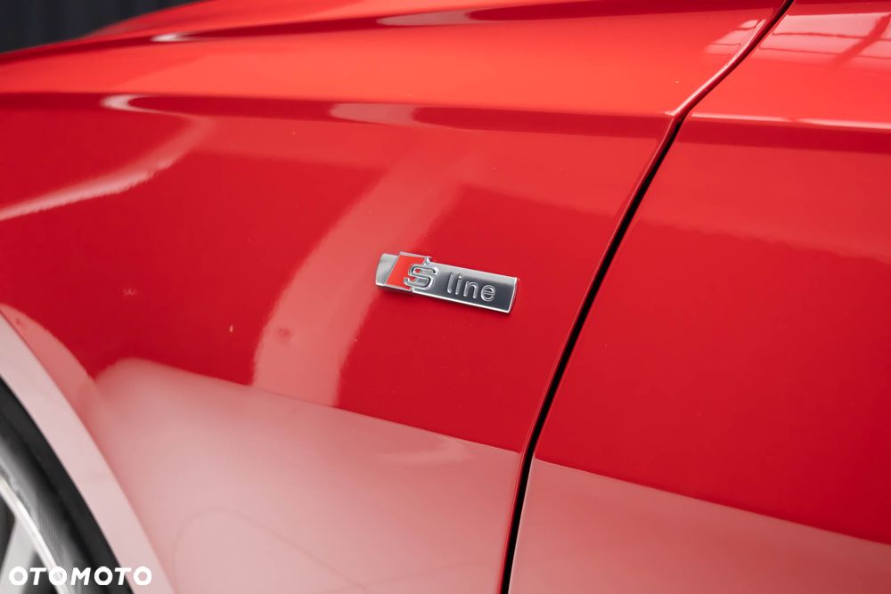 Audi A6 Avant 55 TFSI e quattro S tronic S line - 12