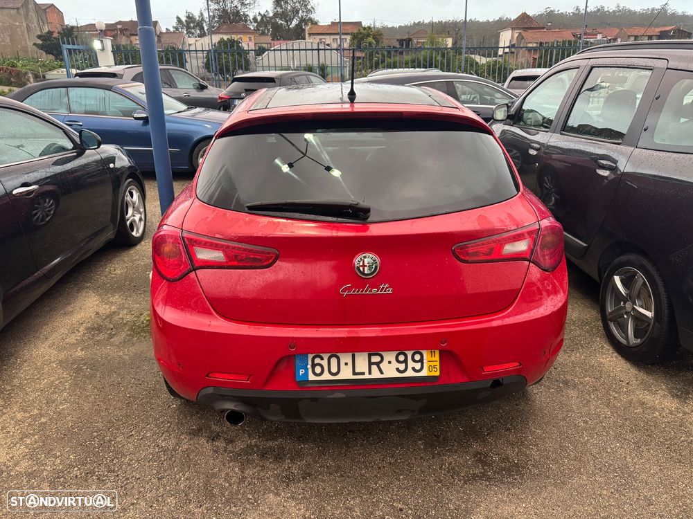 Alfa Romeo Giulietta 1.6 JTDM Distinctive - 22