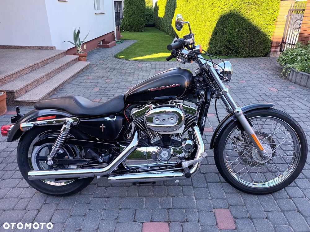 Harley-Davidson Sportster Custom 1200C - 13