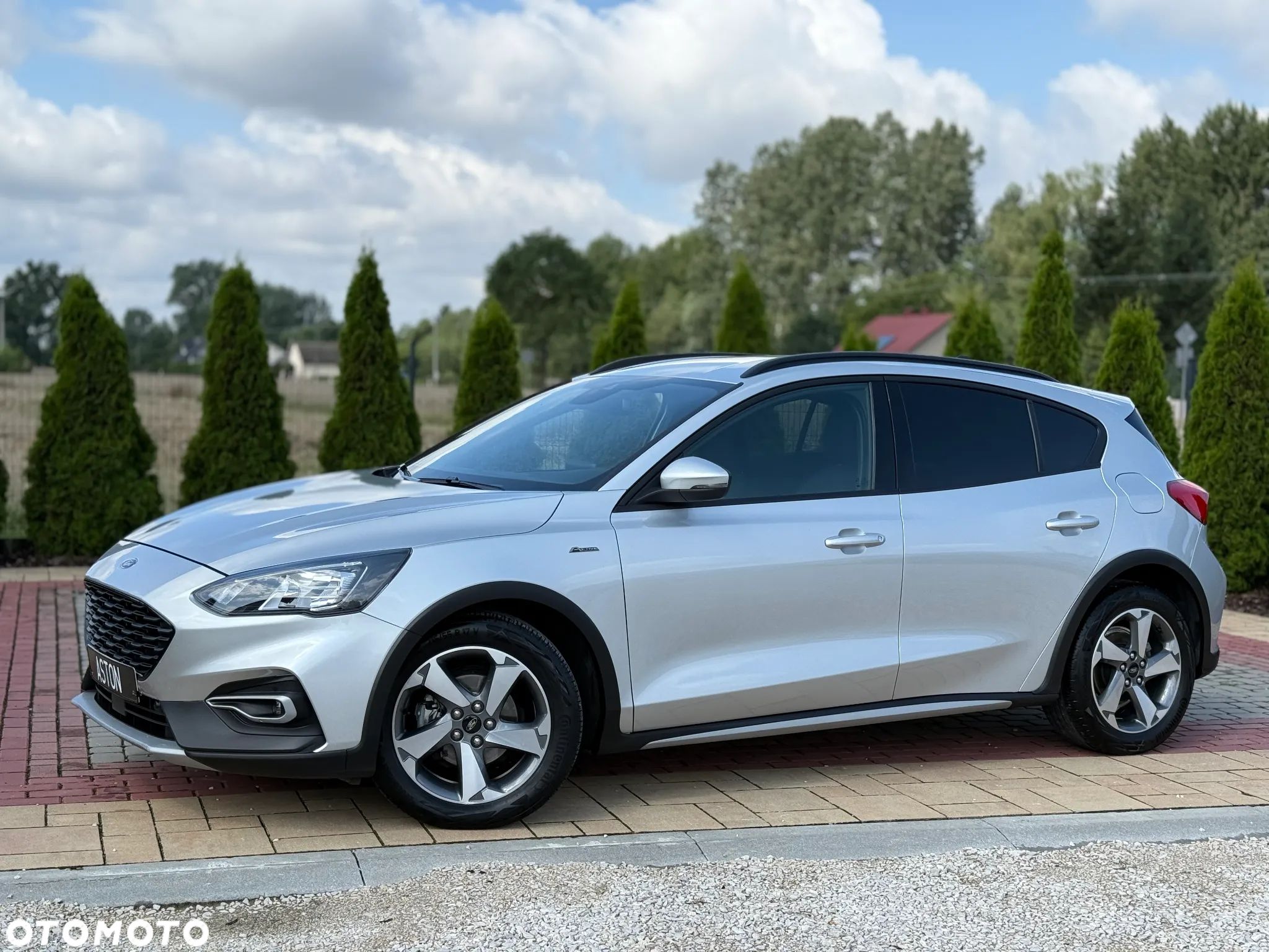 Ford Focus 1.0 EcoBoost Active - 1