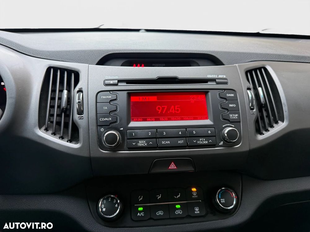 Kia Sportage 1.7 CRDI 2WD Attract - 16