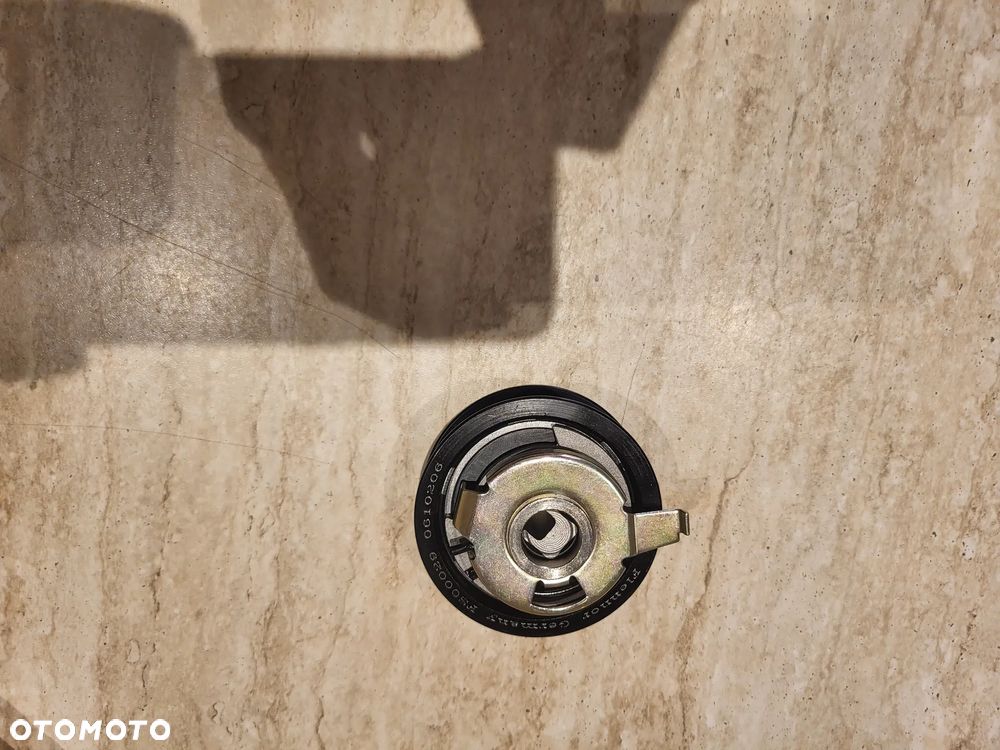 Rolka napinająca paska rozrządu  AUDI A3; SEAT CORDOBA, CORDOBA VARIO, IBIZA II, IBIZA III, INCA, LEON, TOLEDO II; SKODA FABIA I, FABIA I PRAKTIK, OCTAVIA I; VW BORA 1.9D 02.93-04.12 - 1