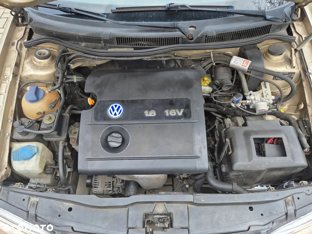 Volkswagen Sharan 2.0 - 8