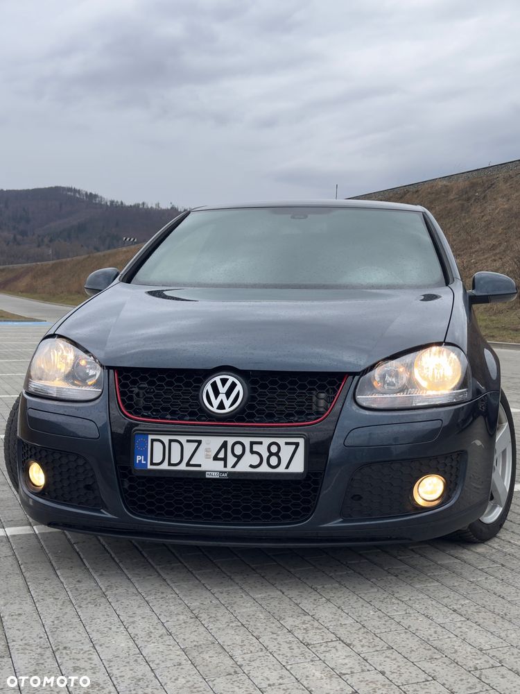 Volkswagen Golf 2.0 GTI - 1