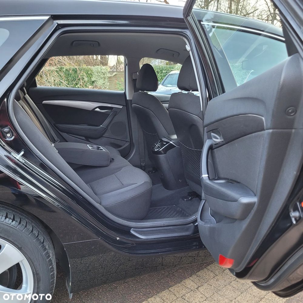 Hyundai i40 1.6 GDI Comfort + - 31