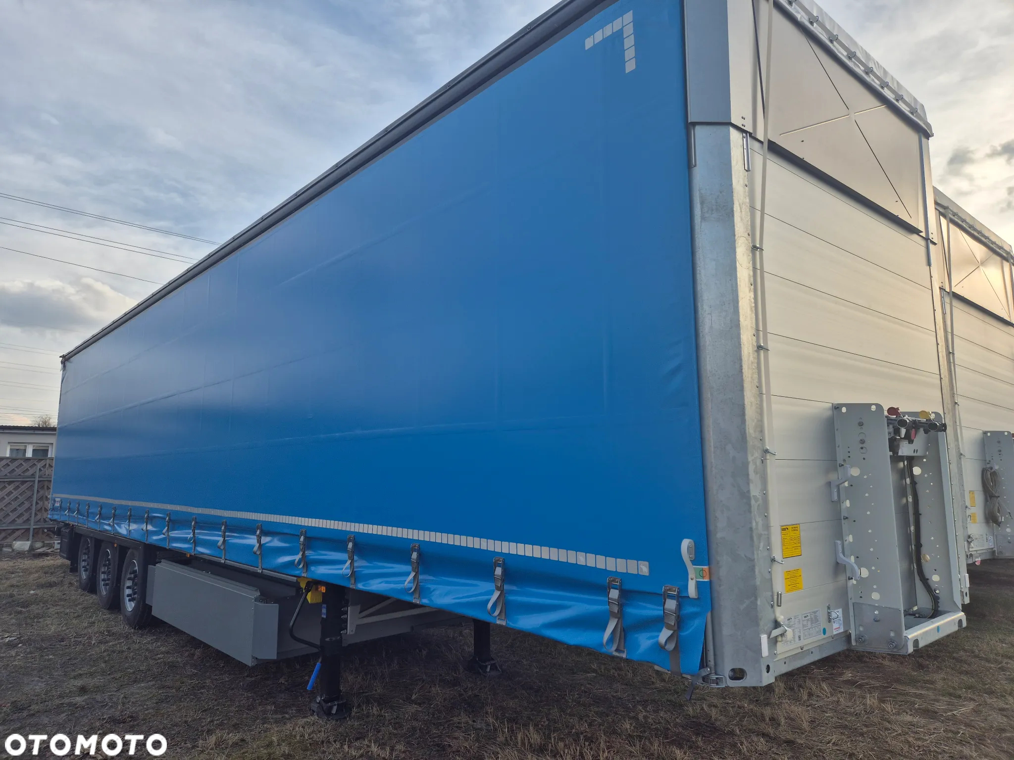 Schmitz Cargobull 2024 NOWA, VARIOS , ROZSÓWANE SŁUPKI - 8