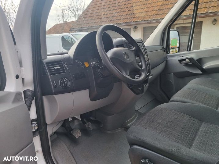 Mercedes-Benz Sprinter - 5