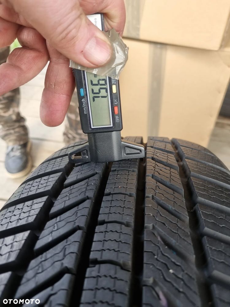Opony CONTINENTAL WINTER CONTACT TS870P 205/60R16 92H 2025r,2x7,5mm super - 4